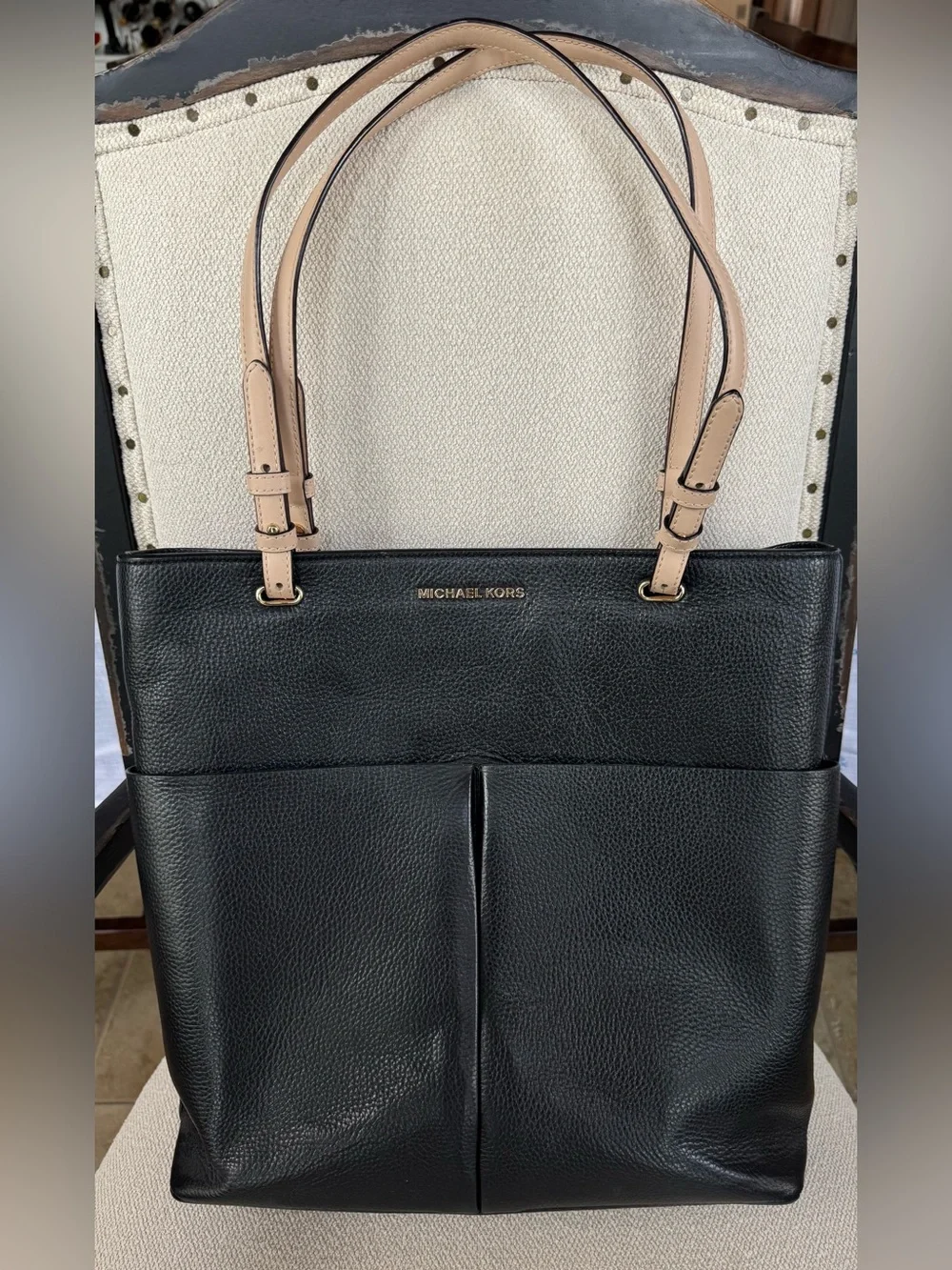 Michael Kors Bedford Medium Black Leather Pocket Tote with Nude Straps - Picture 1 of 9